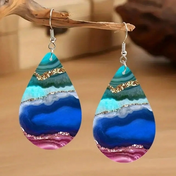 Boho Dangling Wooden Fashion Earrings - Picture 1 of 7
